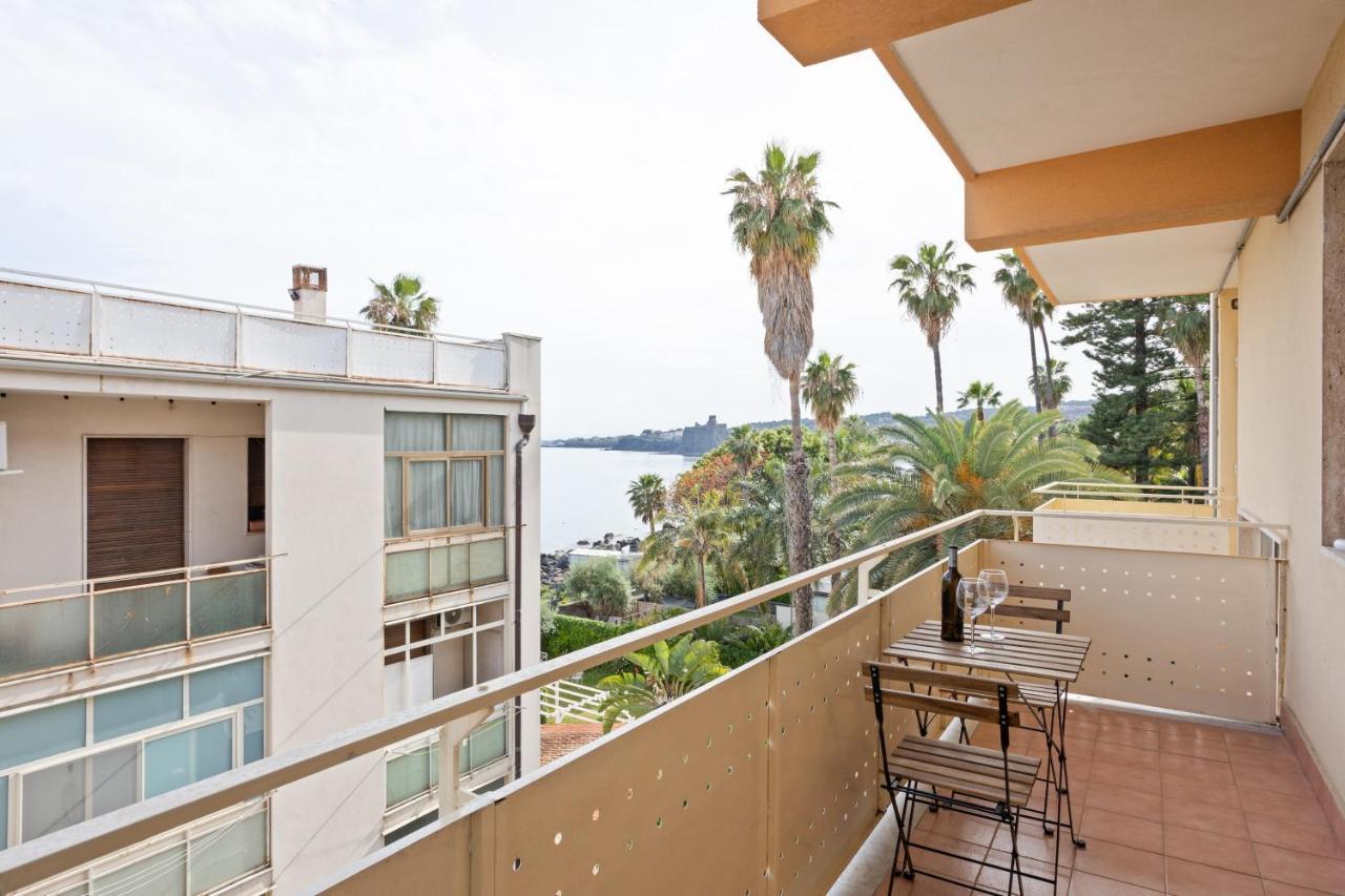 Aci Castello Seaview Apartment With Parking Bagian luar foto