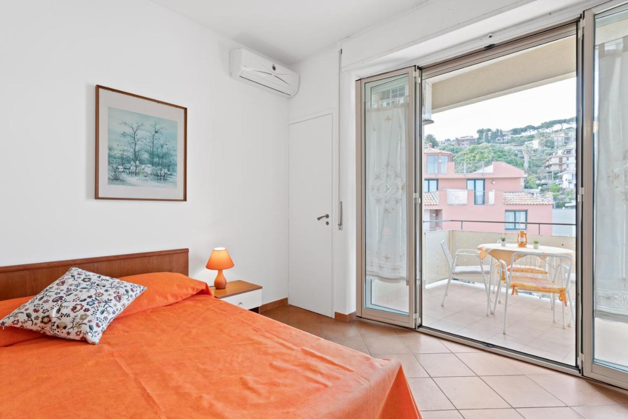Aci Castello Seaview Apartment With Parking Bagian luar foto